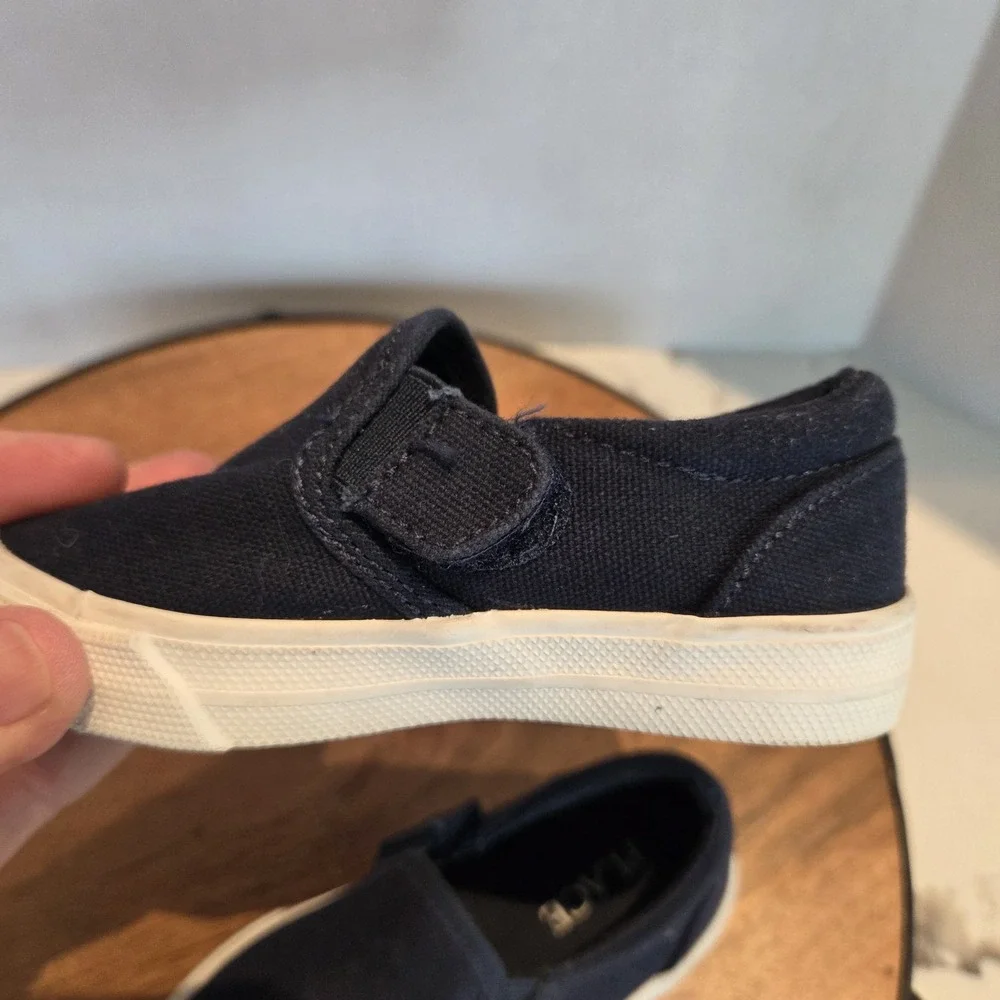 The Children's Place Boys Navy Tidal Slip On‎ Sneaker Shoes Size 6